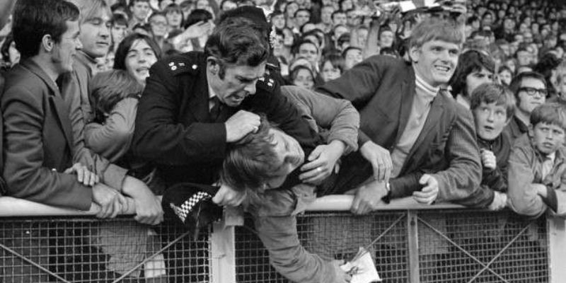 Chế độ an ninh lỏng lẻo là một trong những lý do khiến Hooligan phát triển