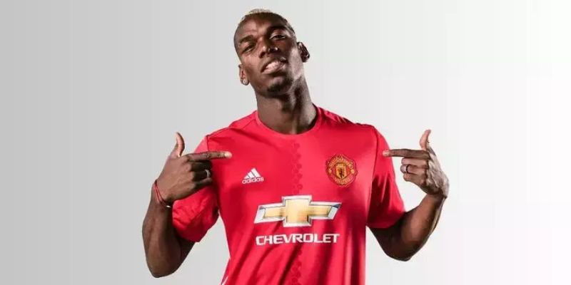 Pogba đã trở thành một quả bom xịt sau thương vụ chuyển nhượng ổn ào của mình