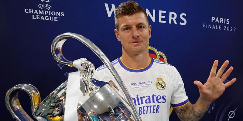 Tiếp bước thành công rực rỡ tại Real Madrid với hàng loạt danh hiệu danh giá